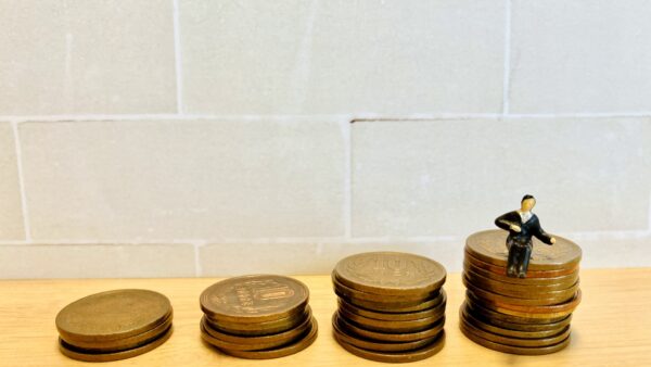 新規事業のマネタイズ戦略完全ガイド：収益化モデル設計から検証・最適化まで